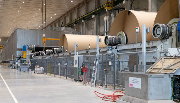В Швеции запустили крупнейшее в мире оборудование, производящее крафтлайнер