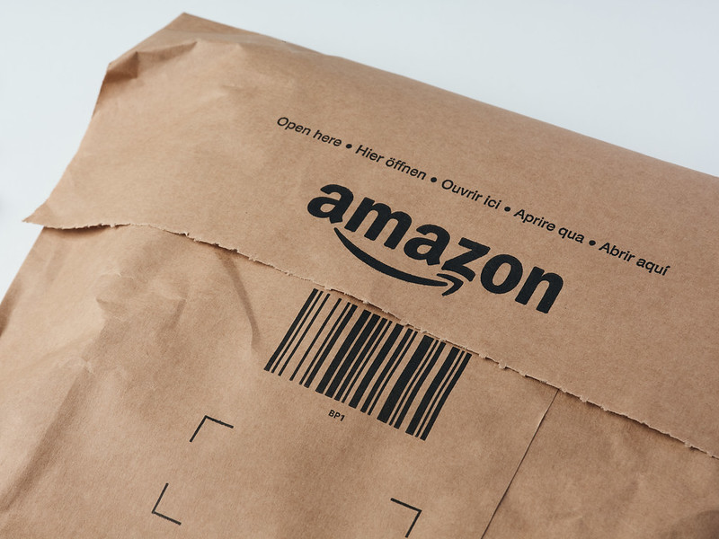 Компания Amazon заменит пластиковые пакеты бумажными