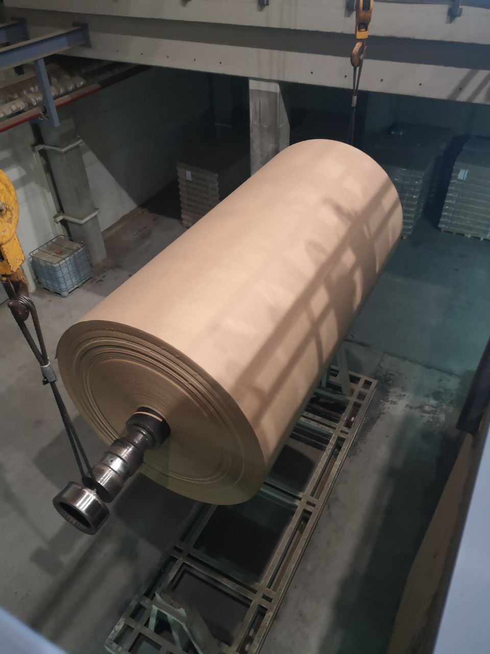 В Германии планируется построить завод по производству сверхлегкого тарного картона из макулатуры