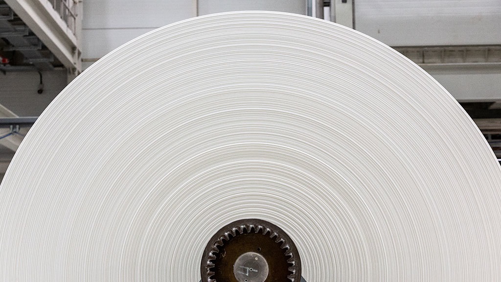 Импортозамещение в целлюлозно-бумажном производстве: белое вместо цветного, серое вместо белого