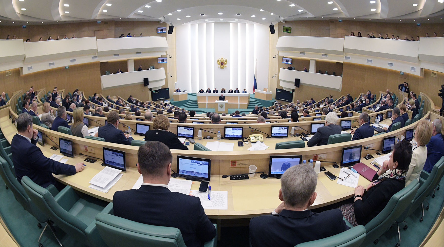  Закон о совершенствовании РОП одобрен в Совете Федерации