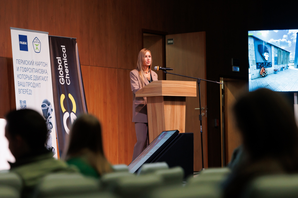 DRWD1222.jpg DRWD1222.jpg